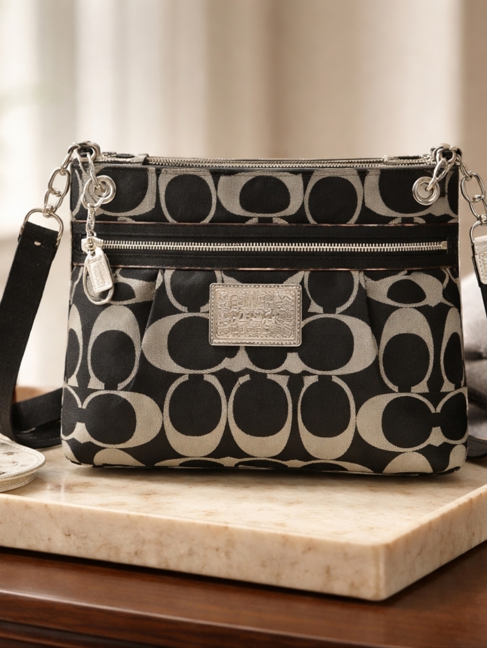 Coach Poppy Black Signature Canvas Crossbody Bag LIKE NEW CONDITION